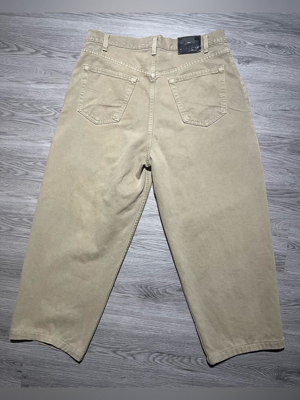 90s SilverTab Levi’s Baggy tan pants jeans mens 36 made in USA vintage